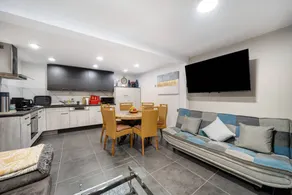 Wohnung mit Grill und Terrasse - Image 2