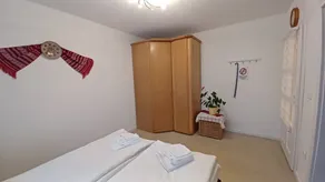 Dedicated room with terrace - Image 3
