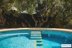 Family-friendly charming villa with terrace, pool & garden - Image 5