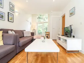 Family-oriented cottage with jacuzzi & garden | Beach view | Next to the beach | Pet-friendly - Image 3