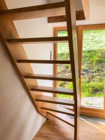 Holiday home with BBQ, garden & sauna | Mountain view - Image 5