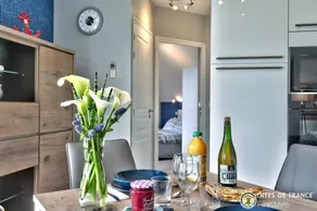 Gite with garden, terrace & heated pool | Sea view - Image 4