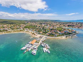 Holiday apartment with garden & terrace | Beach nearby - Image 5