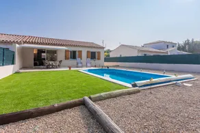 Villa 'Les Coteaux Du Soleil' with Private Pool, Wi-Fi and Air Conditioning - Image 2