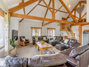 Cottage with terrace, pool & garden - Image 2