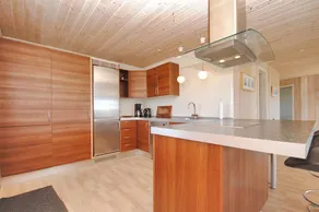 House with terrace, sauna & hot tub - Image 4