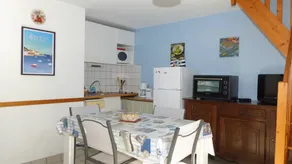 Gemütliches Ferienhaus mit Grill, Pool und Garten - Image 2