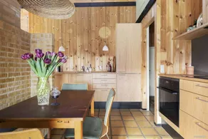 1970s holiday home with beach at the road's end - Image 3