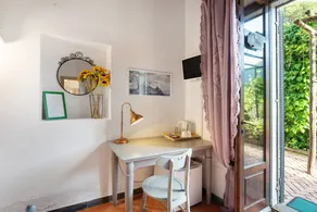 Privatzimmer mit Terrasse, Garten und Pool | Bergblick - Image 4