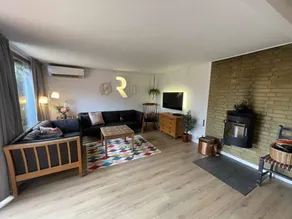 Holiday home with garden & barbeque - Image 3
