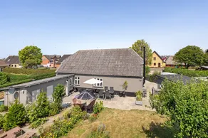 Holiday home with garden, terrace & barbeque - Image 2