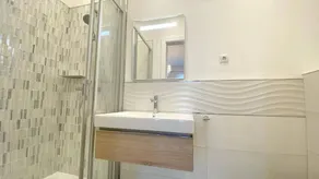 Appartement de vacances avec jardin, sauna et jacuzzi | Vue mer - Image 5
