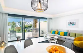 Marbella luxury house with private rooftop Jacuzzi on the Golden Mile - Image 5