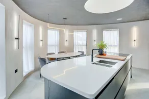 Holiday home with terrace - Image 5