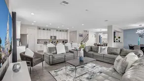 Spacieuse villa conviviale et familiale avec jardin, piscine privée et jacuzzi - Image 2