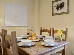 Family-friendly nice cottage with garden, terrace & hot tub | Pets allowed - Image 3