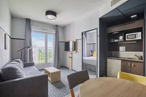Apartment in Lyon near Bioparc - Image 4
