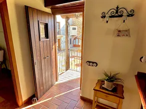 Farm with garden & pool | Garden view - Image 2