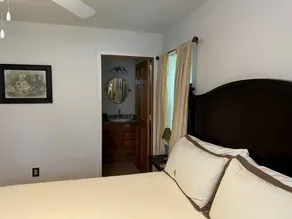 Peaceful Bed and Breakfast Accommodation for Two near Whitewater, Wisconsin - Image 3
