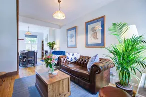 House with fast internet & garden - Image 2