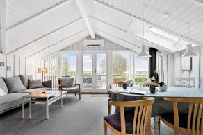 House with terrace & barbecue | Sea view | Next to the beach - Image 4