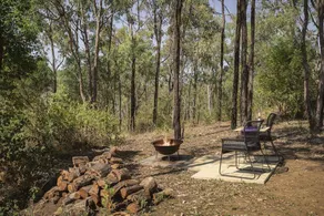 Tranquil Tiny House Perfect for Hiking Trails in Baffle Creek, Queensland - Image 3