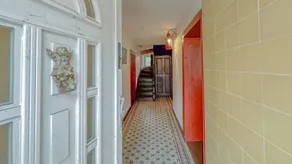 Holiday home with terrace & garden | Pet-friendly - Image 2