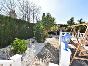 Holiday home with terrace, garden & private pool - Image 3
