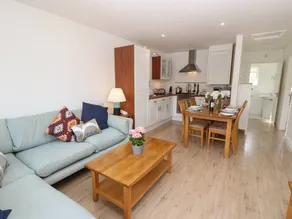 Agréable cottage avec jardin - Image 3