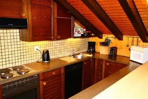 Voll ausgestattetes Apartment mit Garten, Terrasse und Pool | Bergblick - Image 2