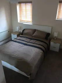 2 Bedroom Apartment St Neots Riverside Park Area - Image 4