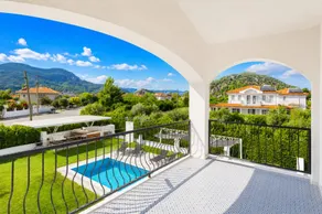 Villa with private pool, barbecue & terrace - Image 5