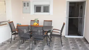 Voll ausgestattete Ferienwohnung mit Grill und Terrasse - Image 5