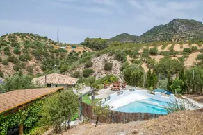 Splendida casa totalmente attrezzata con terrazza, piscina privata e giardino | Vista sulla montagna | Adatta per il telelavoro | Ammette animali domestici - Image 2