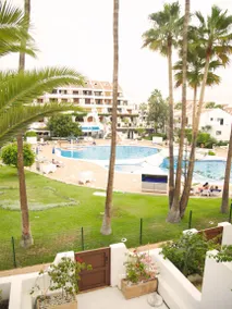 Wunderschöner Bungalow mit beheiztem Pool, Terrasse und Garten | Strand in der Nähe - Image 3