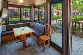 Holiday home with garden, pool & terrace - Image 2