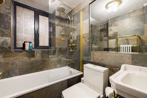 Family-friendly charming flat | Next to Piccadilly Circus | Pets are welcome - Image 3