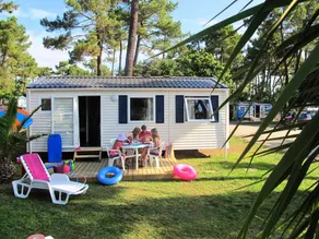 Mobil Home 4 Chambres - Camping Palmyre Loisirs - Image 5