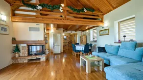 Lovely villa with jacuzzi, garden & barbecue - Image 5