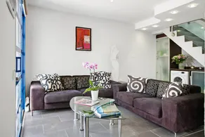 Bungalow avec piscine, terrasse et internet haut débit | Vue jardin - Image 4