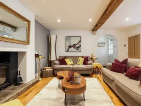 Family-friendly cottage with garden - Image 4