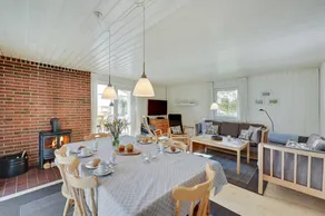 Fully equipped pleasant house with terrace & sauna - Image 5