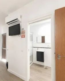 Privatzimmer | Stadtblick - Image 5