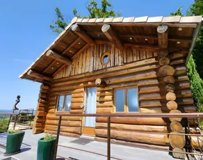 Fully equipped chalet with garden, terrace & hot tub | Mountain view - Image 2