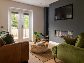 Cottage with garden - Image 3