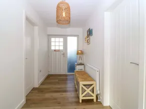 Cottage with garden | Beach view - Image 3