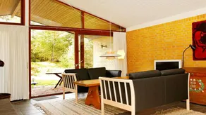 Holiday home with sauna & terrace - Image 5