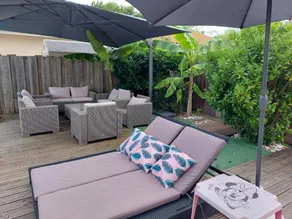 Villa with pool, garden & terrace | Pool view | Perfect for remote work - Image 4