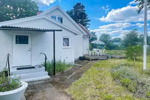 House with garden - Image 5