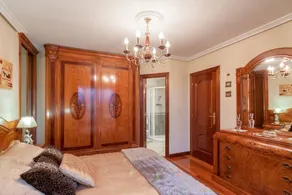 Private room with pool, jacuzzi & barbeque | Garden view - Image 4